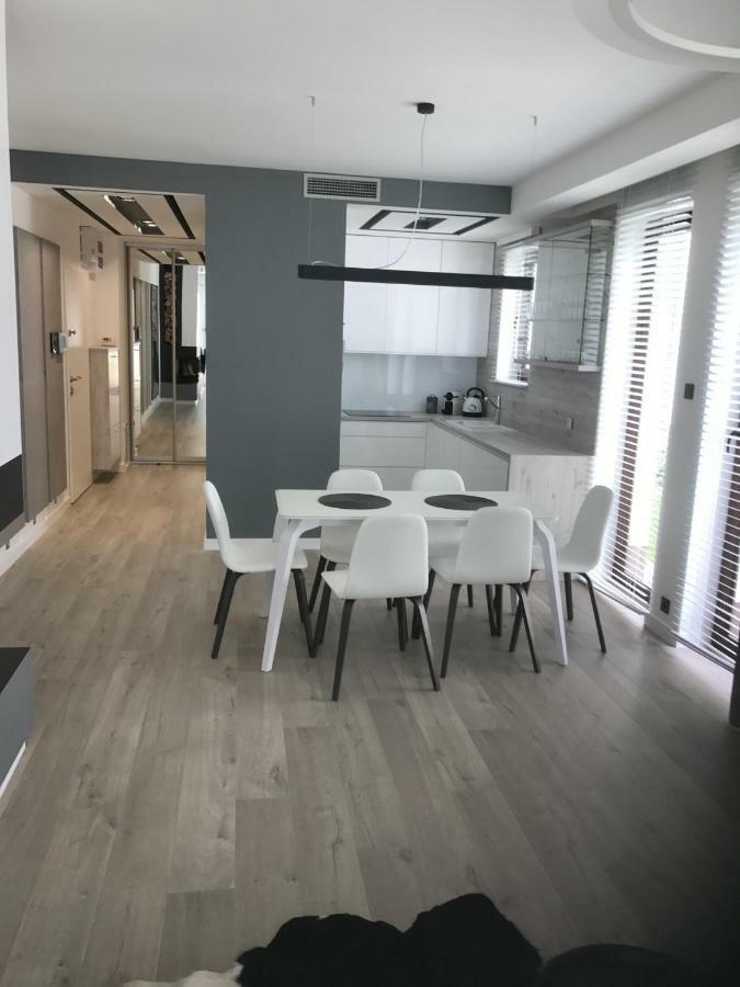 Apartament Baltica Z Ogrodkiem - W Ustronnym Miejscu Tuz Przy Plazy Рогово Экстерьер фото
