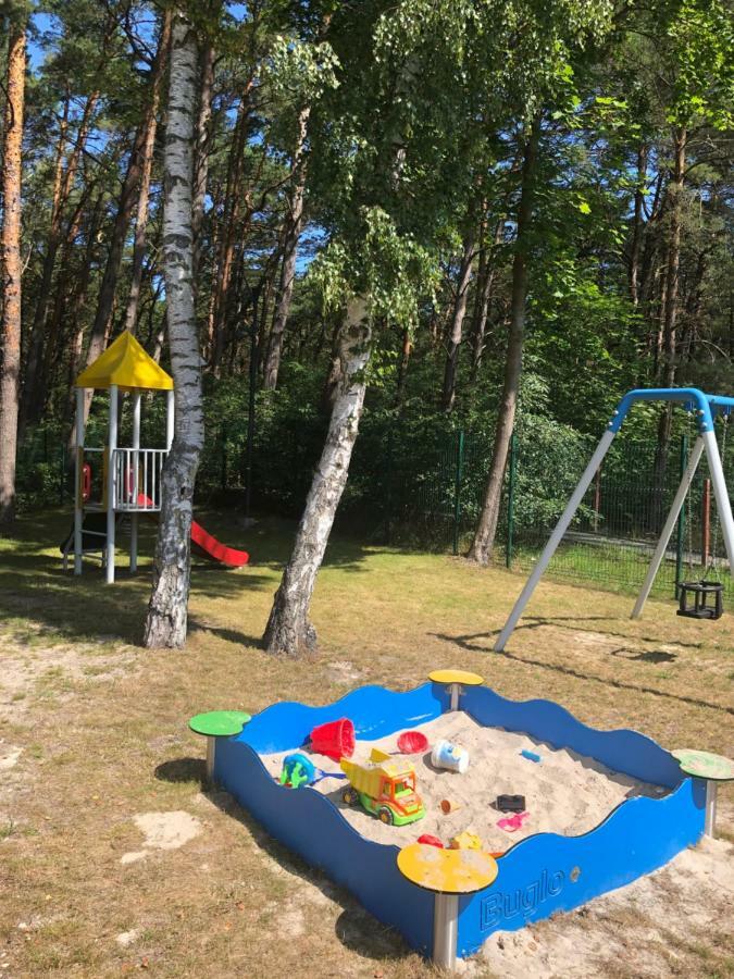Apartament Baltica Z Ogrodkiem - W Ustronnym Miejscu Tuz Przy Plazy Рогово Экстерьер фото